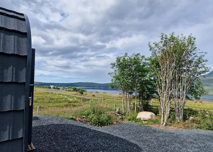Rowan Gorgeous Glamping Hideaway